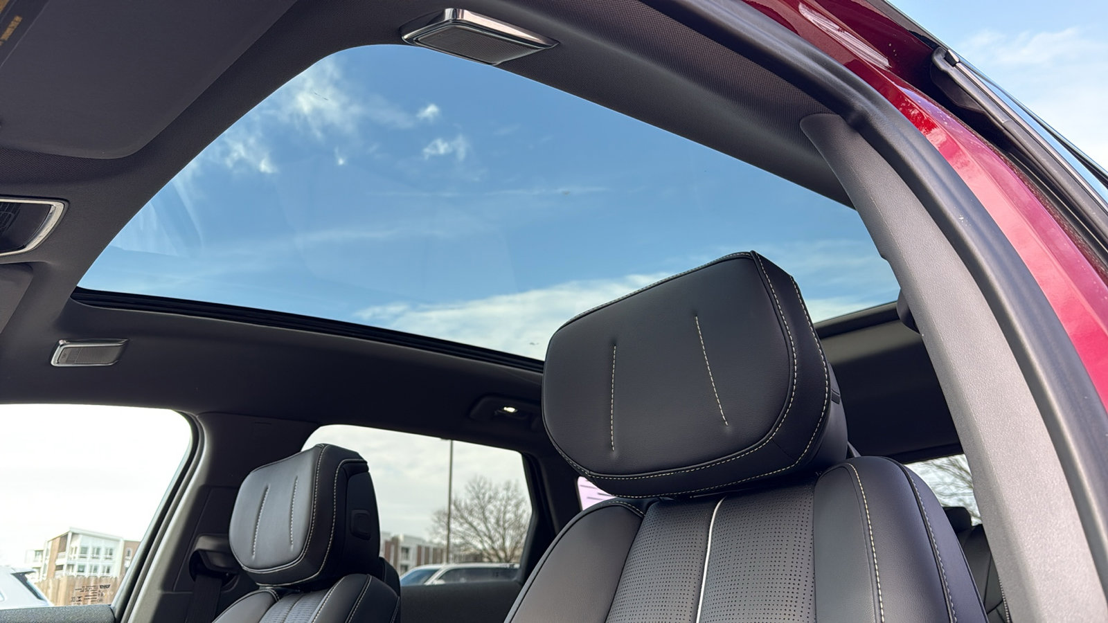 New 2026 Cadillac Optiq Sport 2 image 27