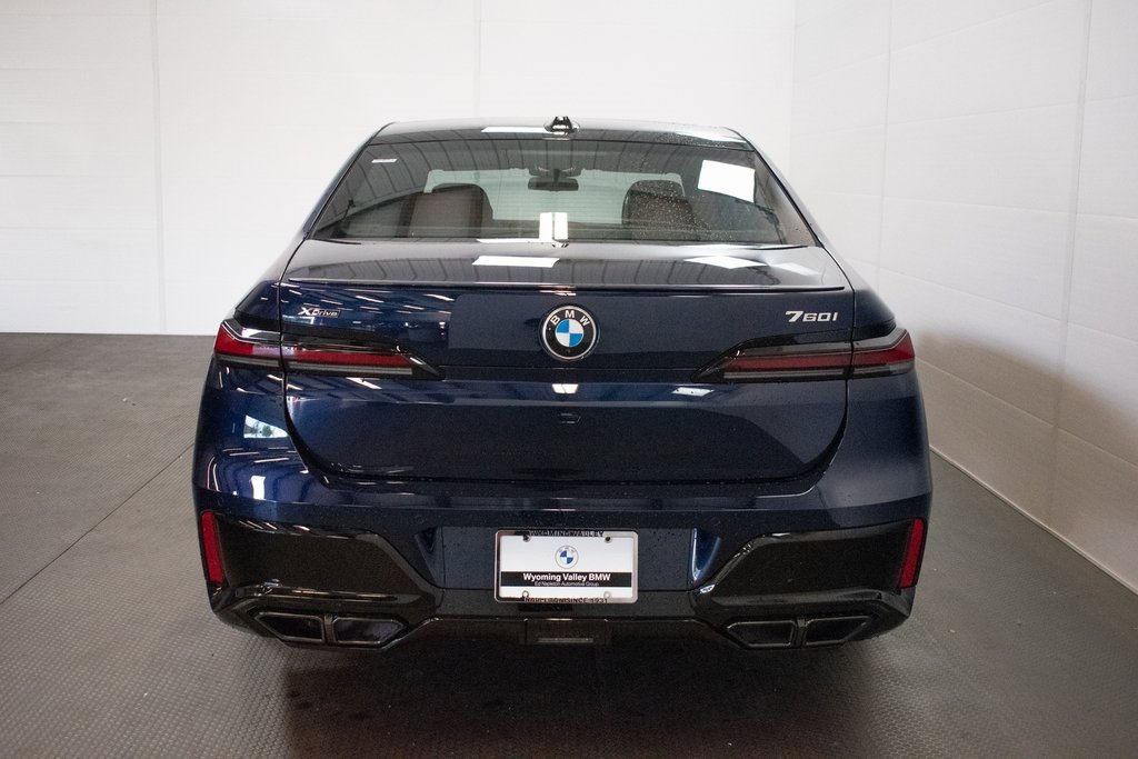 New 2026 BMW 760i xDrive w/ Executive Package image 5