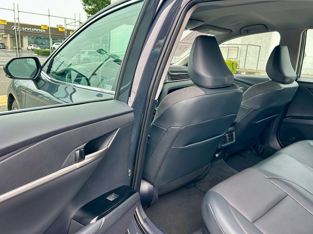 Certified 2025 Toyota Camry XLE FWD image 11