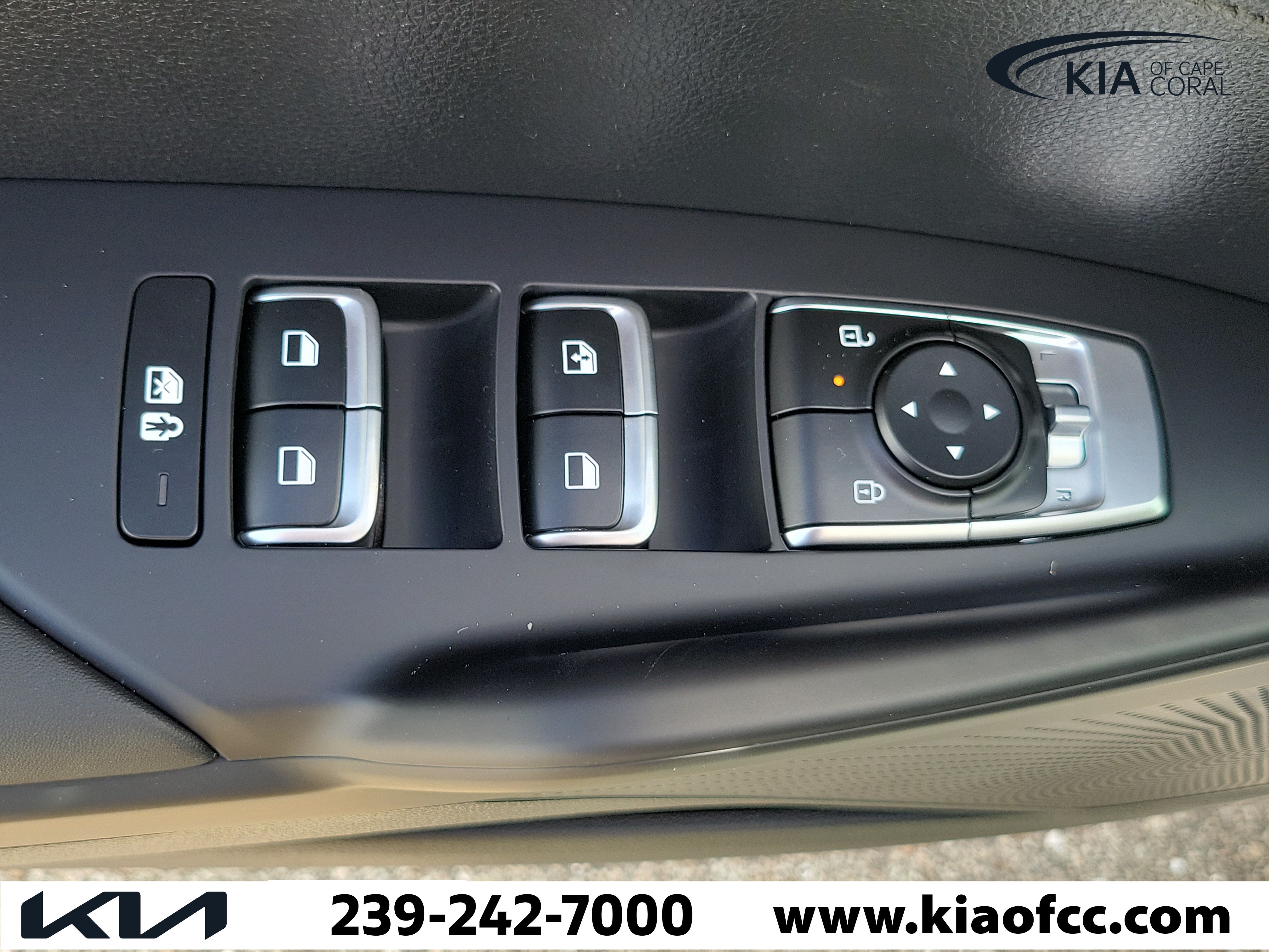 New 2026 Kia K5 LXS FWD image 23