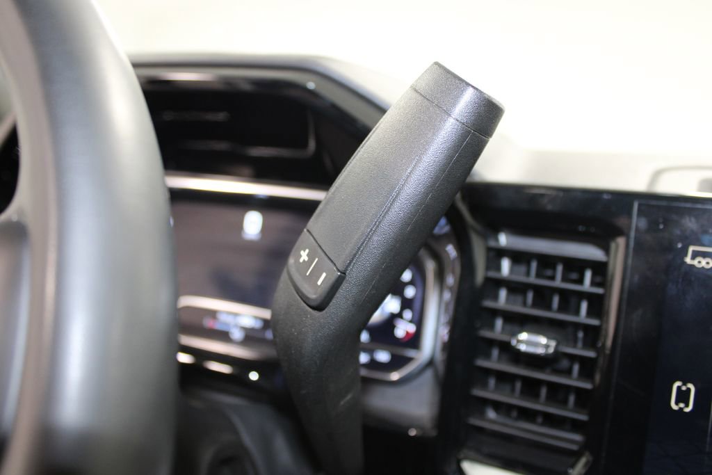 Used 2025 GMC Sierra 1500 SLT image 26