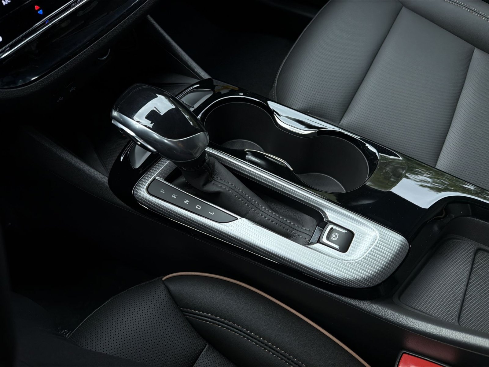 New 2026 Buick Envista Sport Touring FWD image 22