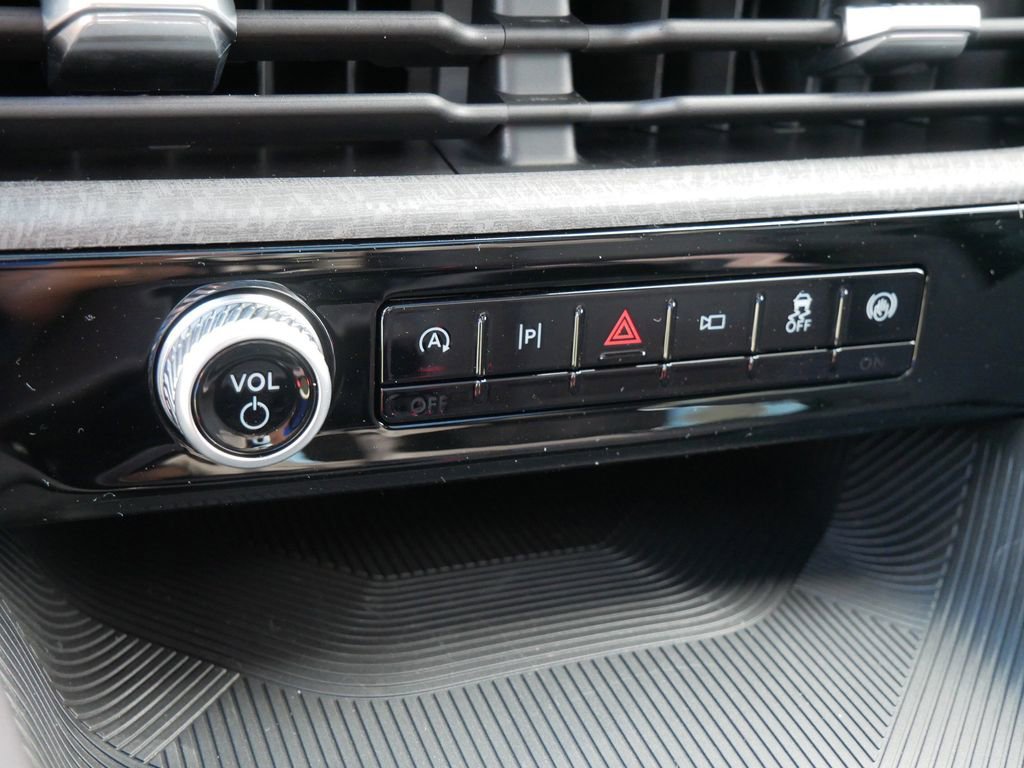 New 2026 Ford Explorer Platinum AWD/4WD image 24