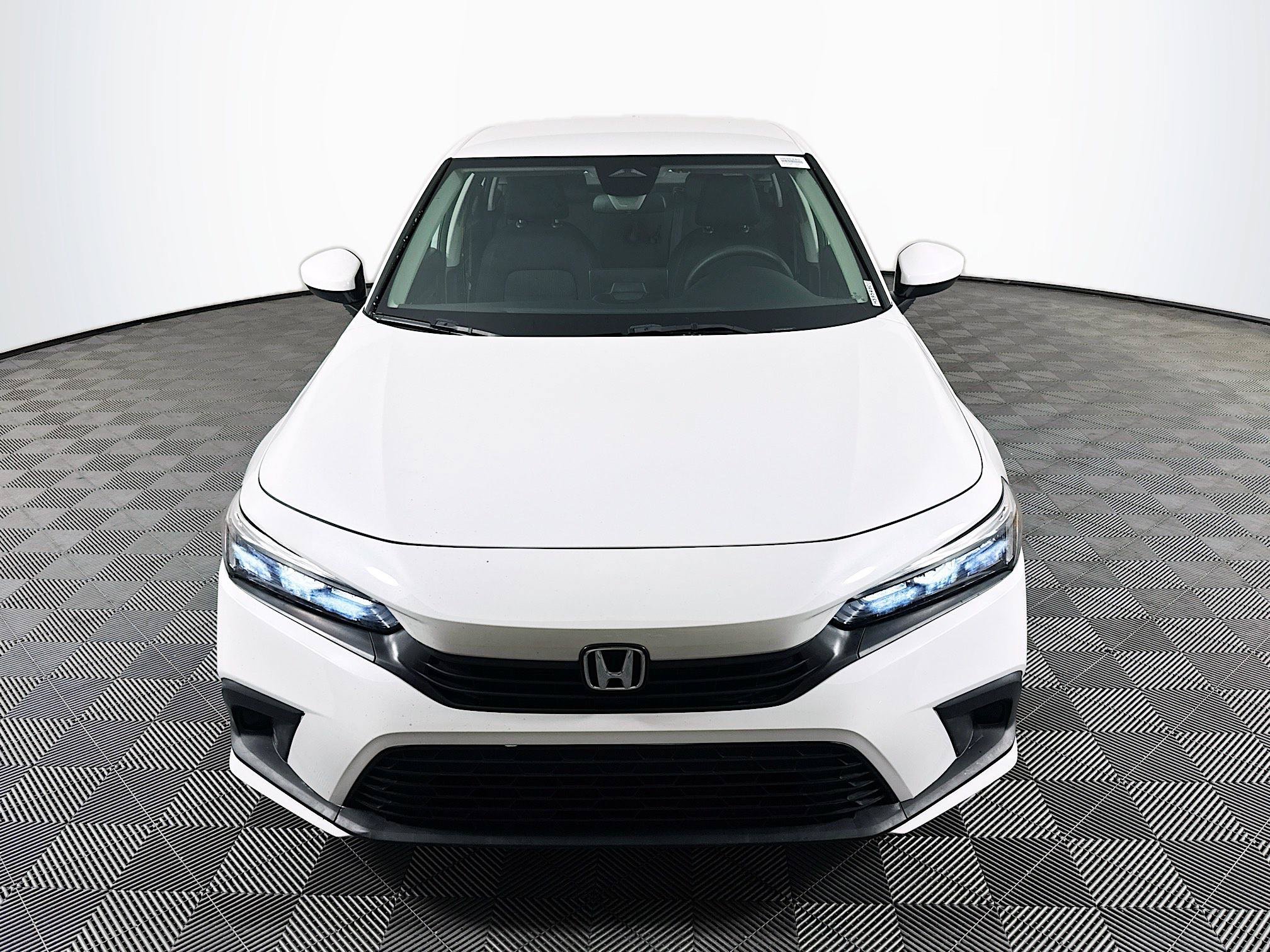 Used 2024 Honda Civic LX image 2