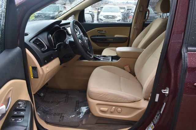 Used 2019 Kia Sedona LX image 17