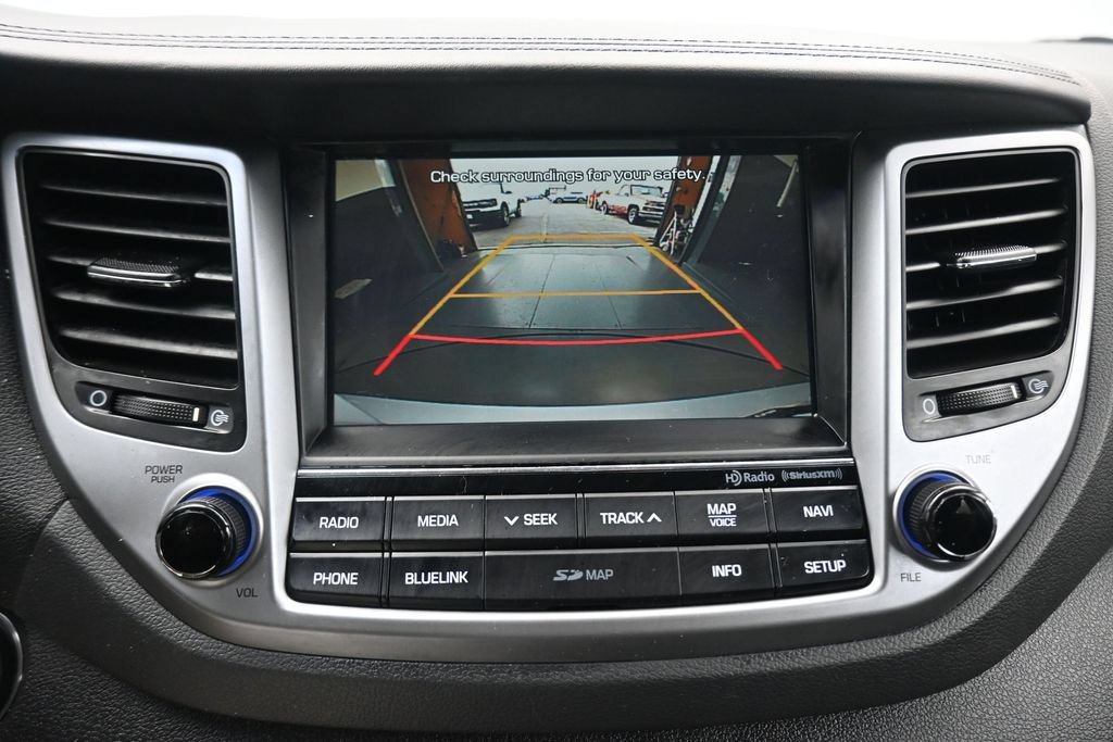 Used 2016 Hyundai Tucson Limited w/ Option Group 03 AWD/4WD image 19