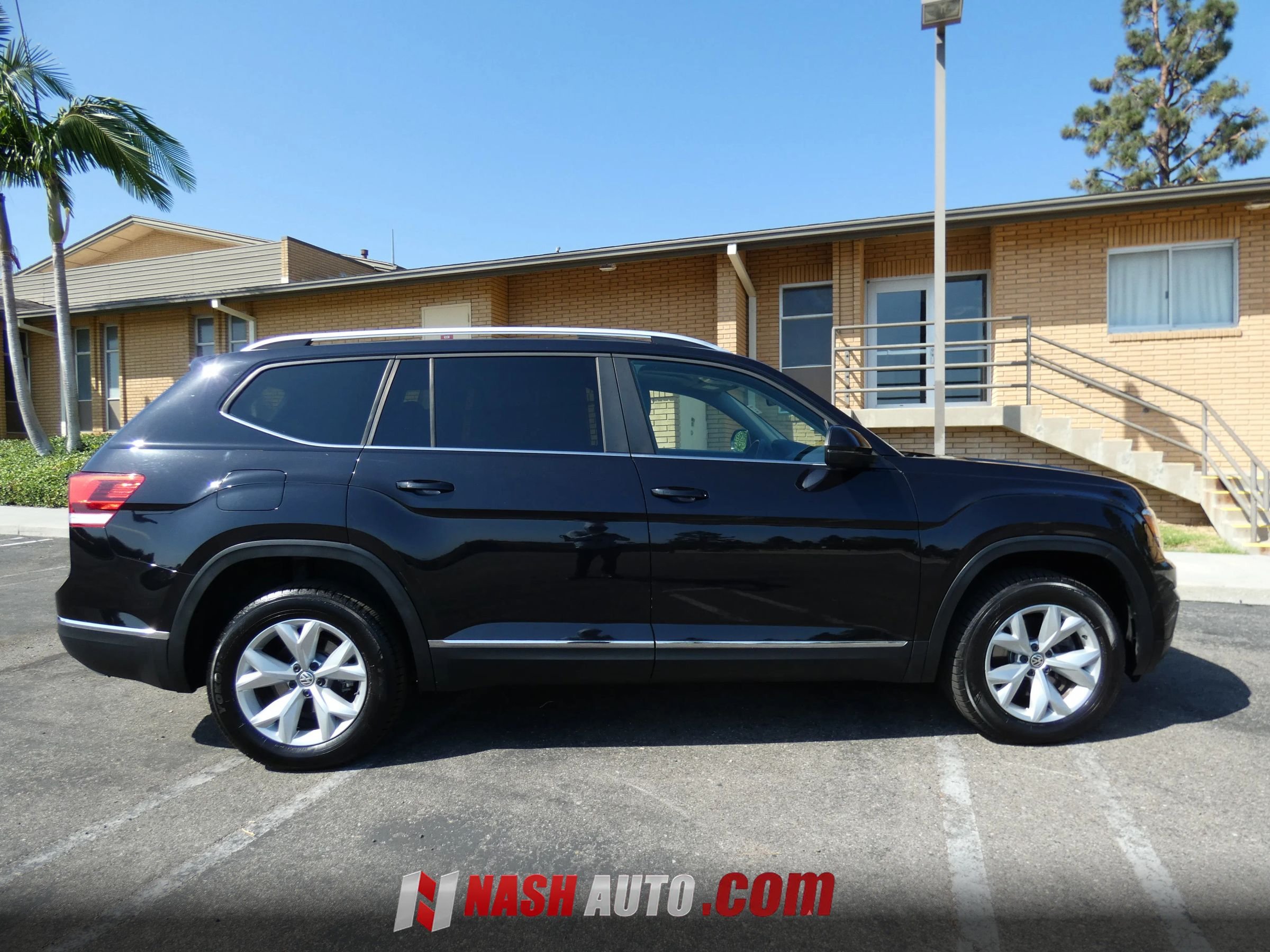 Used 2018 Volkswagen Atlas SEL AWD/4WD image 6