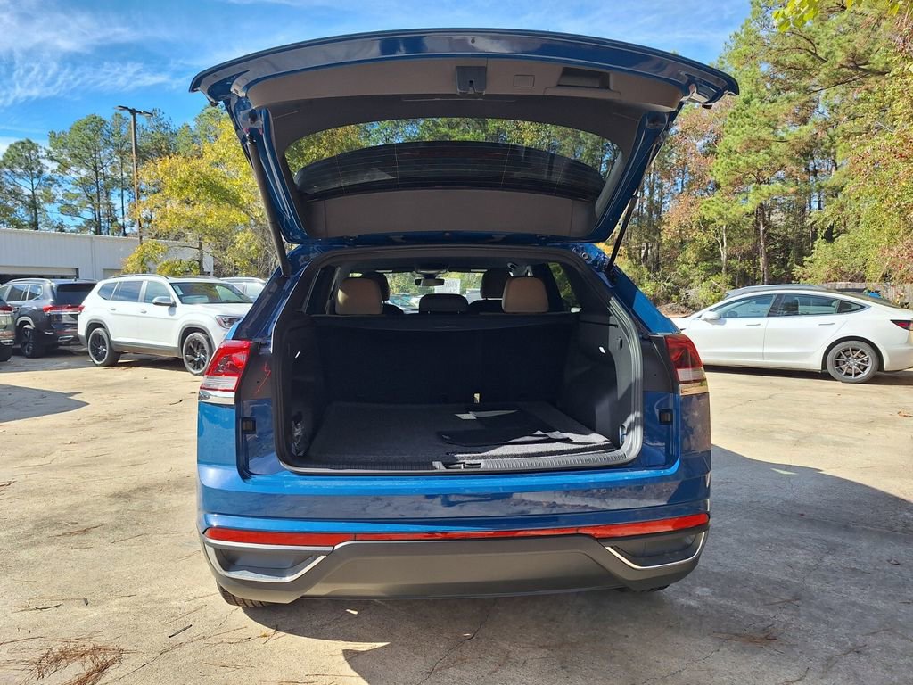 New 2026 Volkswagen Atlas Cross Sport SE image 25