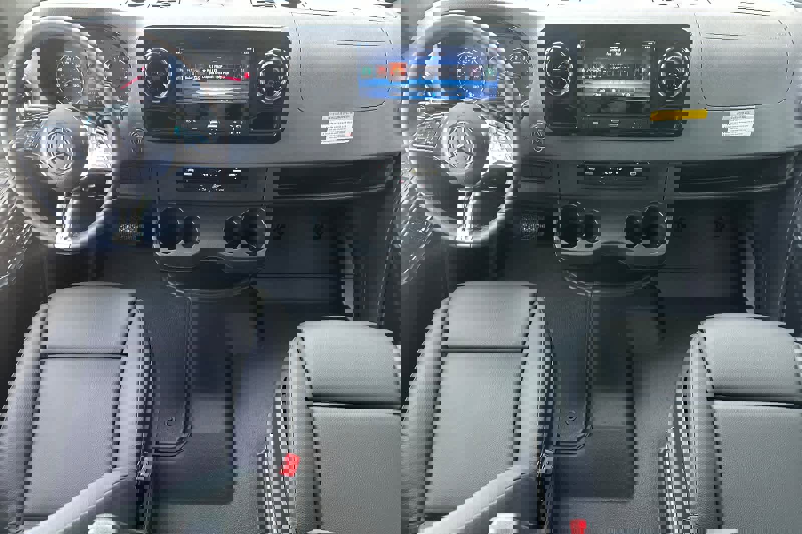 New 2025 Mercedes-Benz Sprinter 2500 image 9