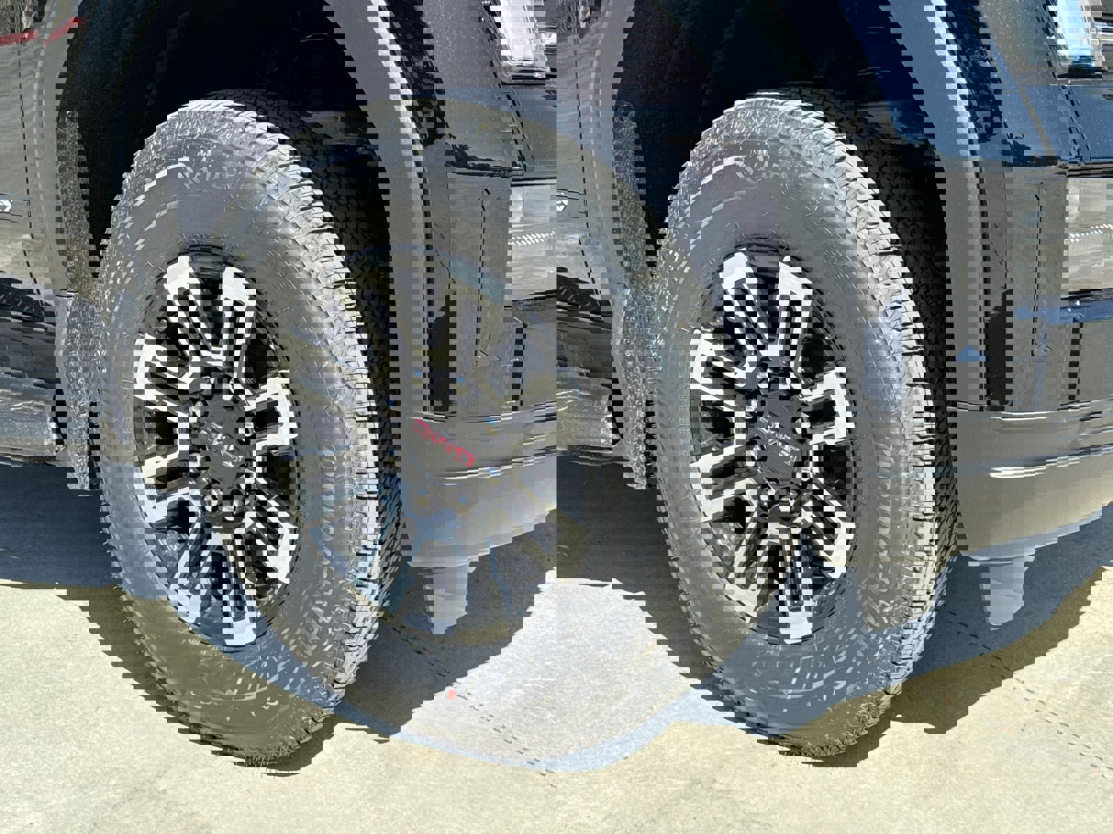 Used 2026 GMC Sierra EV Elevation image 6