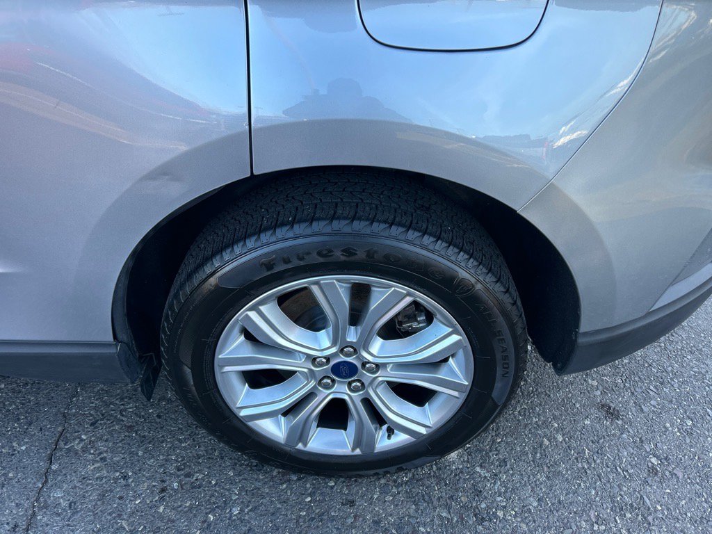 Used 2022 Ford Edge Titanium image 31