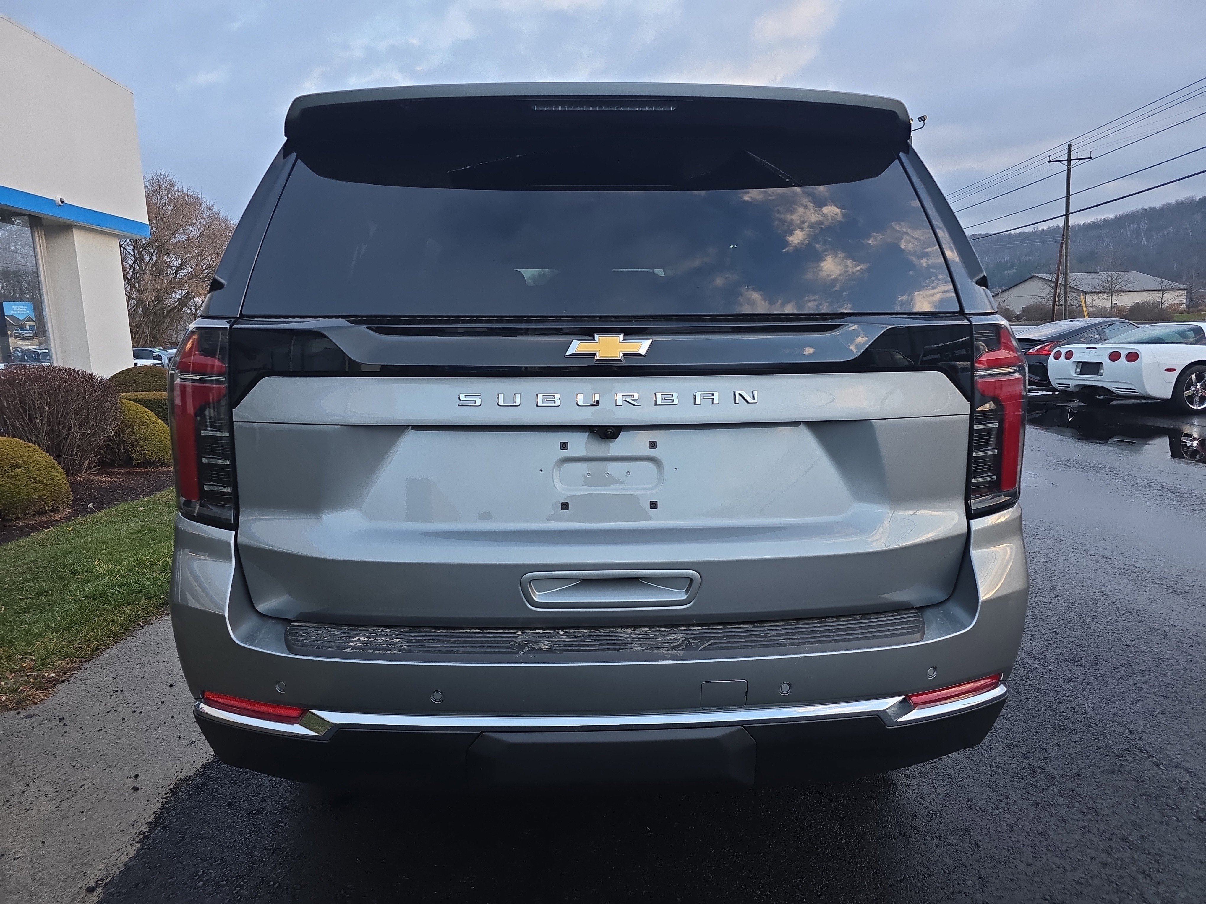 New 2026 Chevrolet Suburban LS video 4