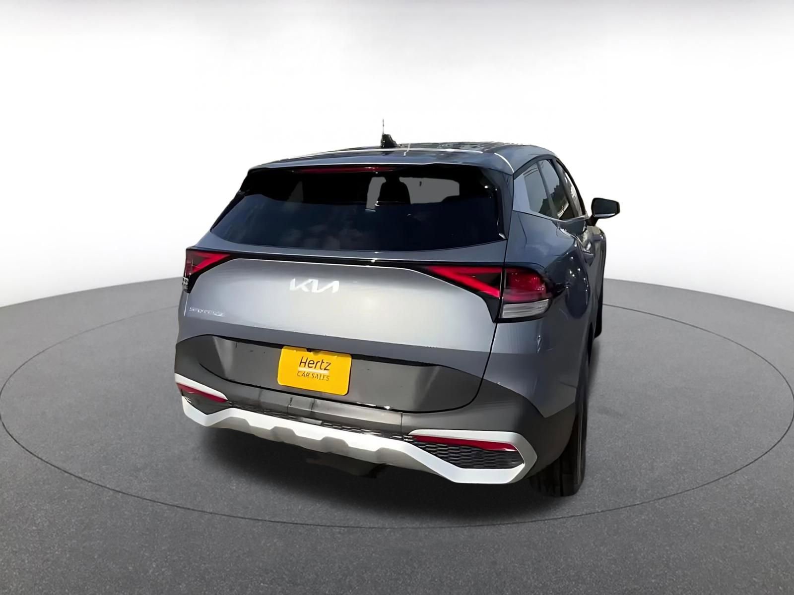 Used 2025 Kia Sportage LX image 18