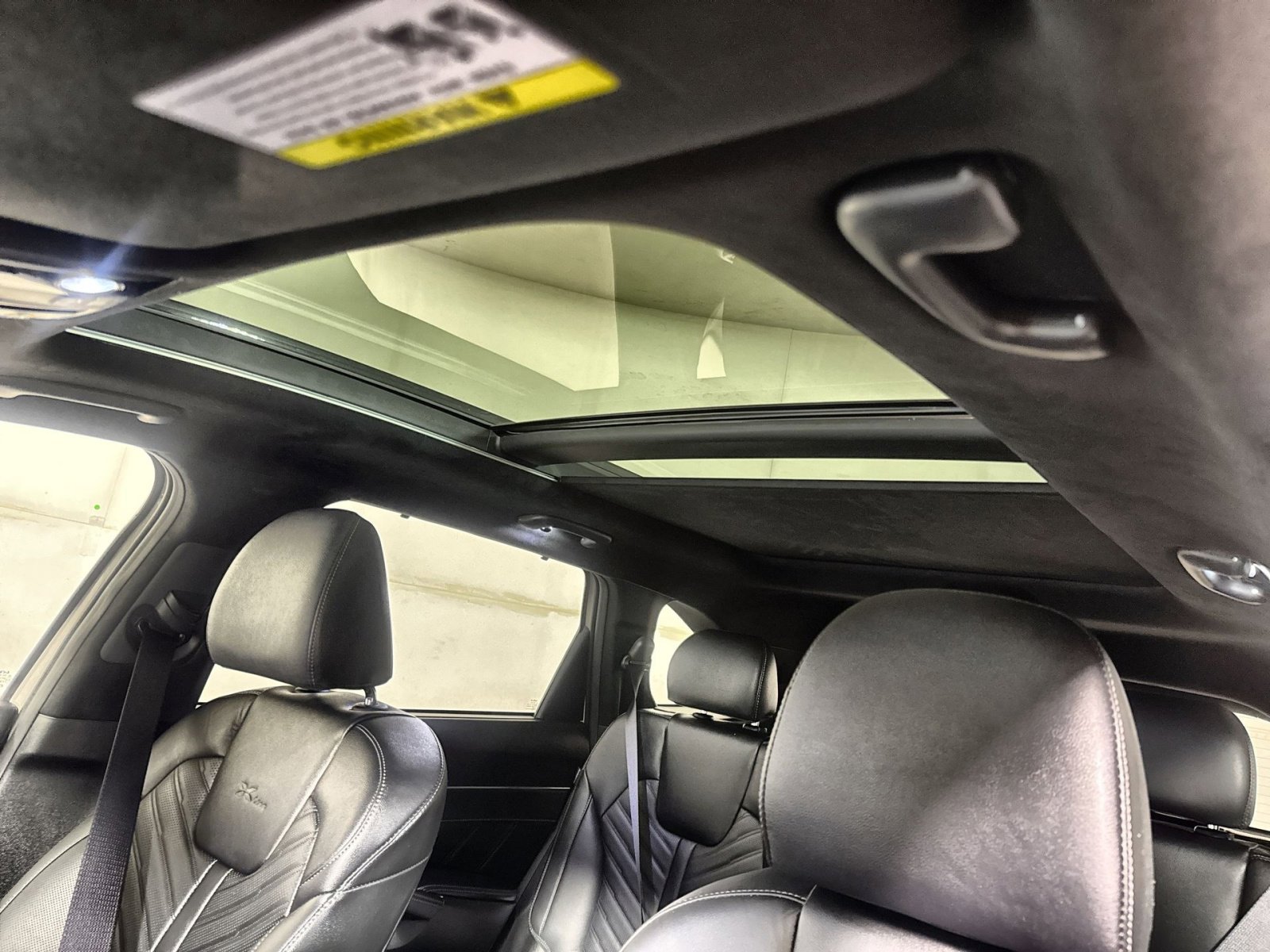 Used 2024 Kia Sorento SX Prestige image 24