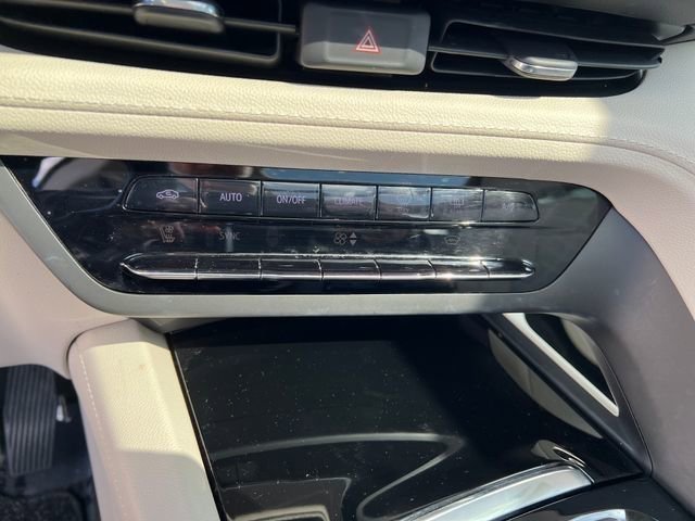 Used 2023 Buick Envision Avenir AWD/4WD image 23