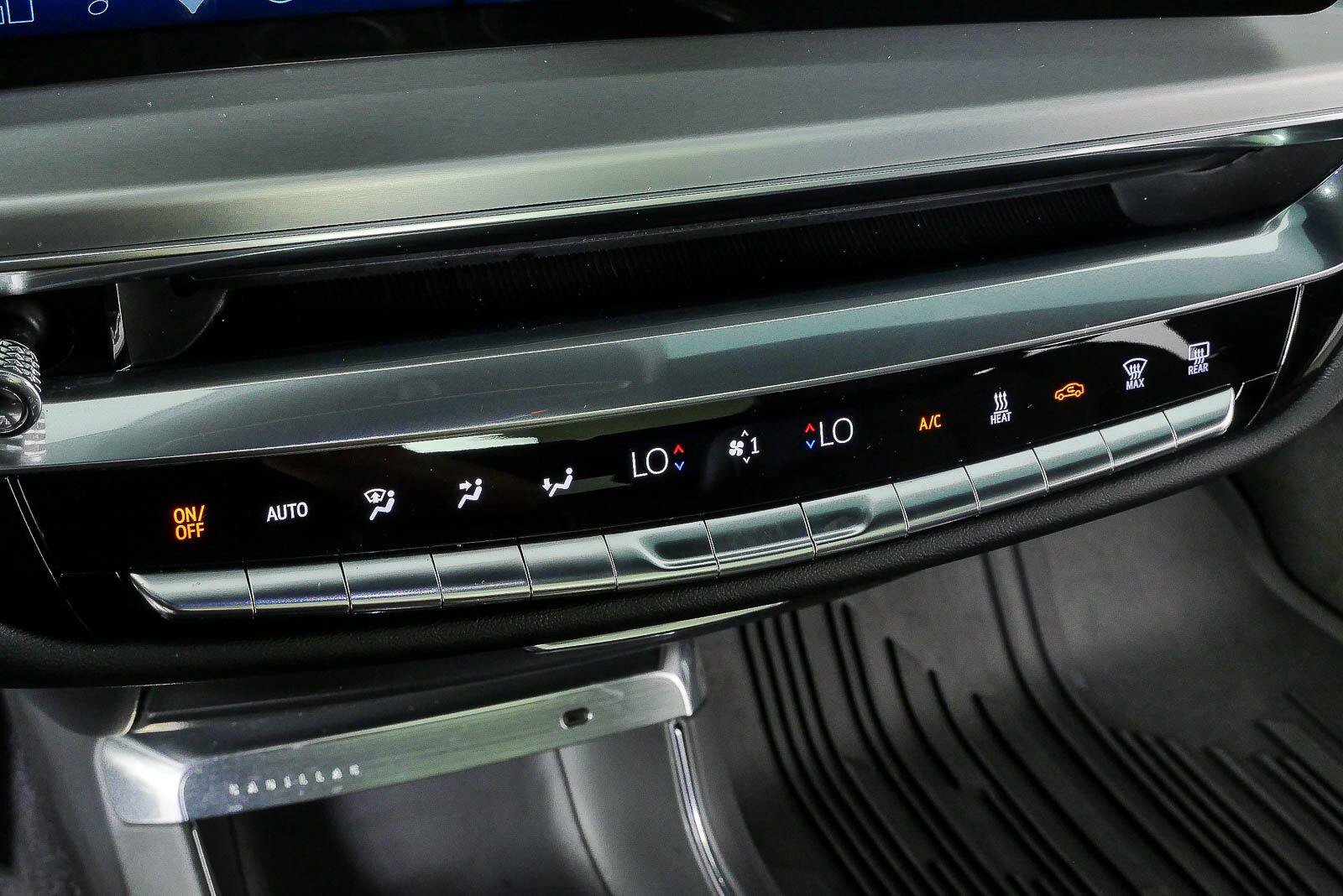 Used 2024 Cadillac Lyriq Sport AWD/4WD image 15