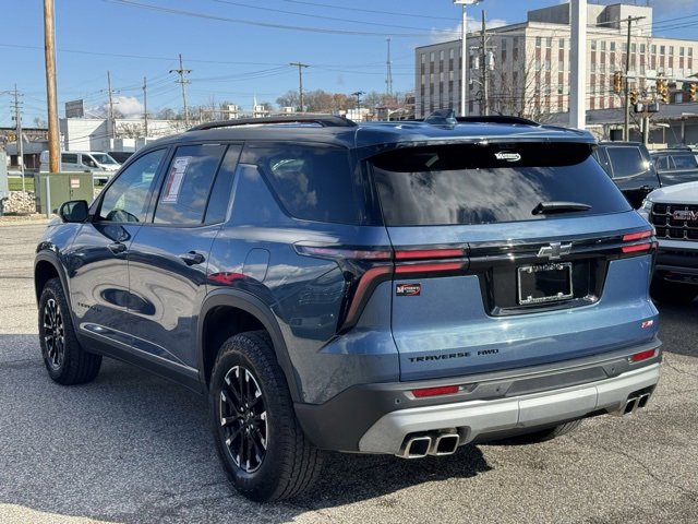 Certified 2024 Chevrolet Traverse Z71 w/ Enhanced Driving Package image 3