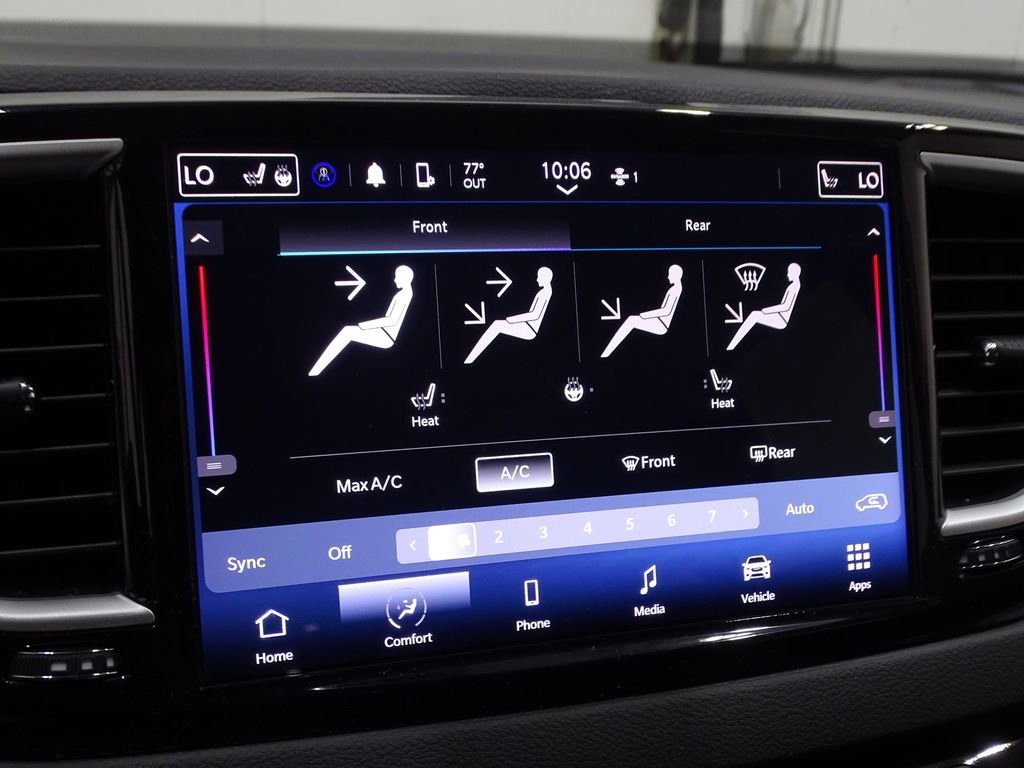 Used 2024 Chrysler Pacifica Touring-L image 34