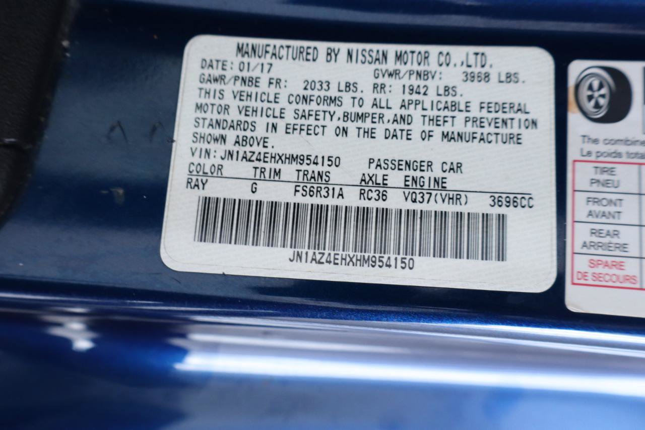 Used 2017 Nissan 370Z Coupe RWD image 35