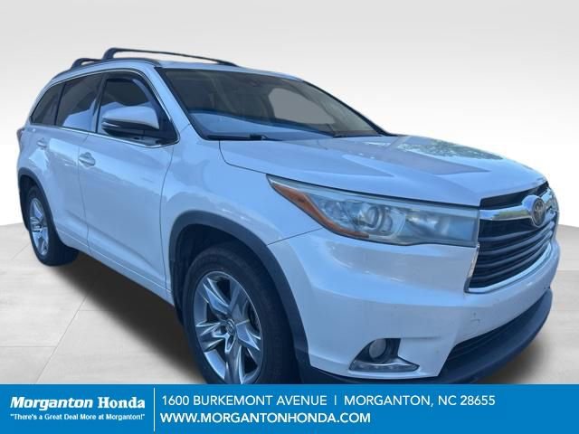 Used 2015 Toyota Highlander Limited Platinum AWD/4WD image 1