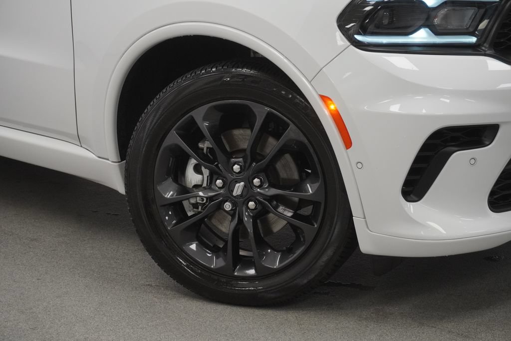 Certified 2023 Dodge Durango R/T w/ Blacktop Package AWD/4WD image 4
