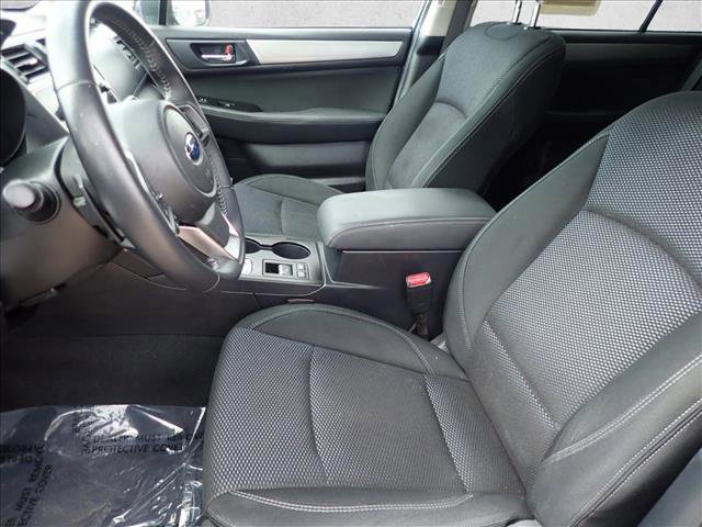 Used 2019 Subaru Outback 2.5i Premium w/ Popular Package #2 AWD/4WD image 11