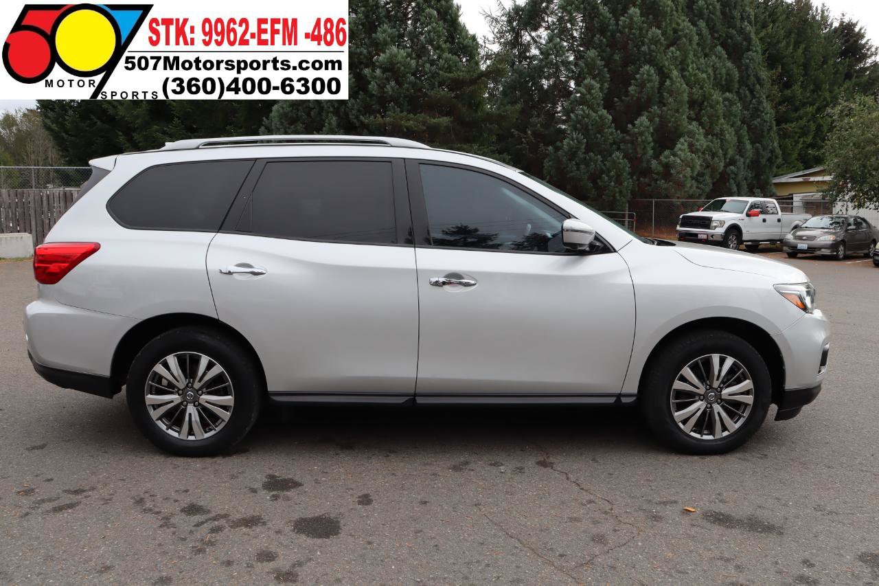 Used 2019 Nissan Pathfinder SL AWD/4WD image 9