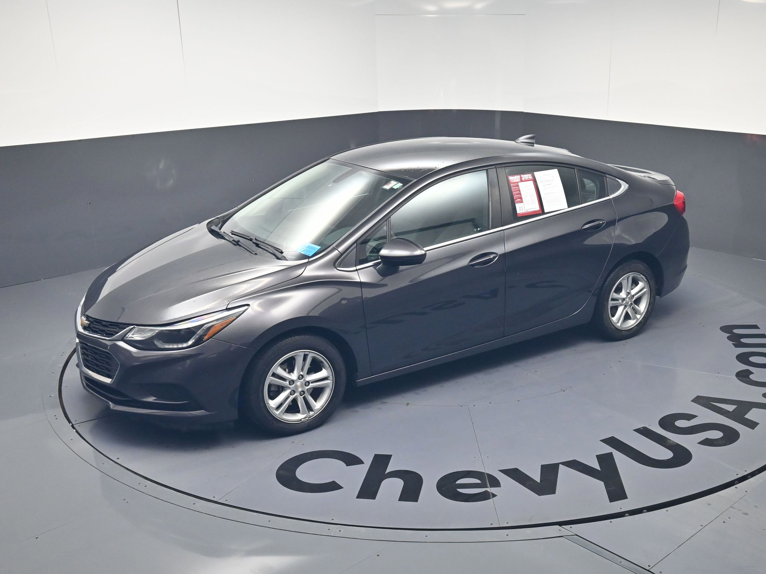 Used 2017 Chevrolet Cruze LT w/ Convenience Package image 12