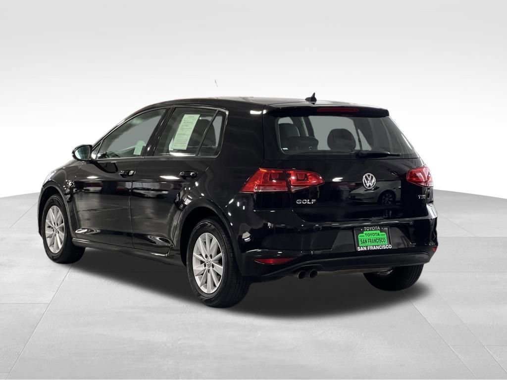 Used 2015 Volkswagen Golf S image 3