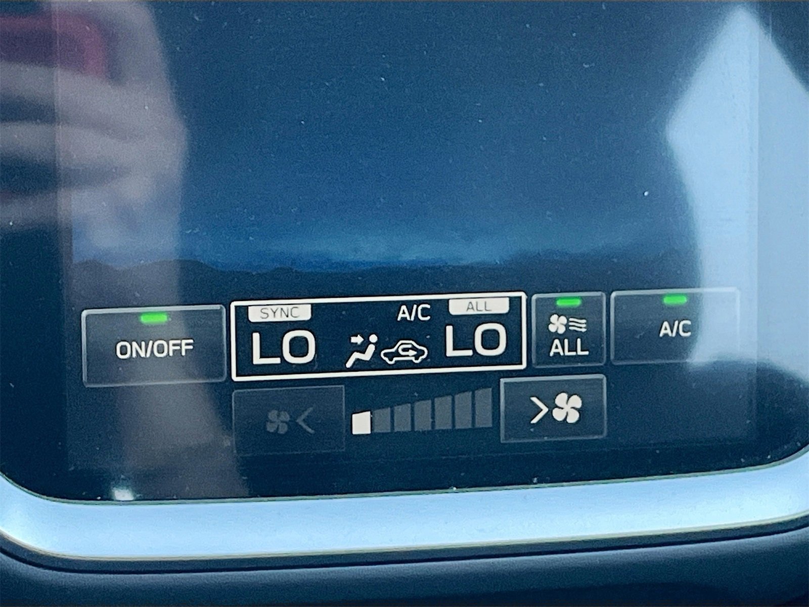 Used 2024 Subaru Crosstrek 2.0i Premium image 15