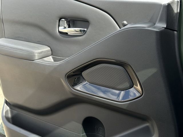 Used 2022 Nissan Frontier Pro-X w/ Pro-X Premium Package image 27