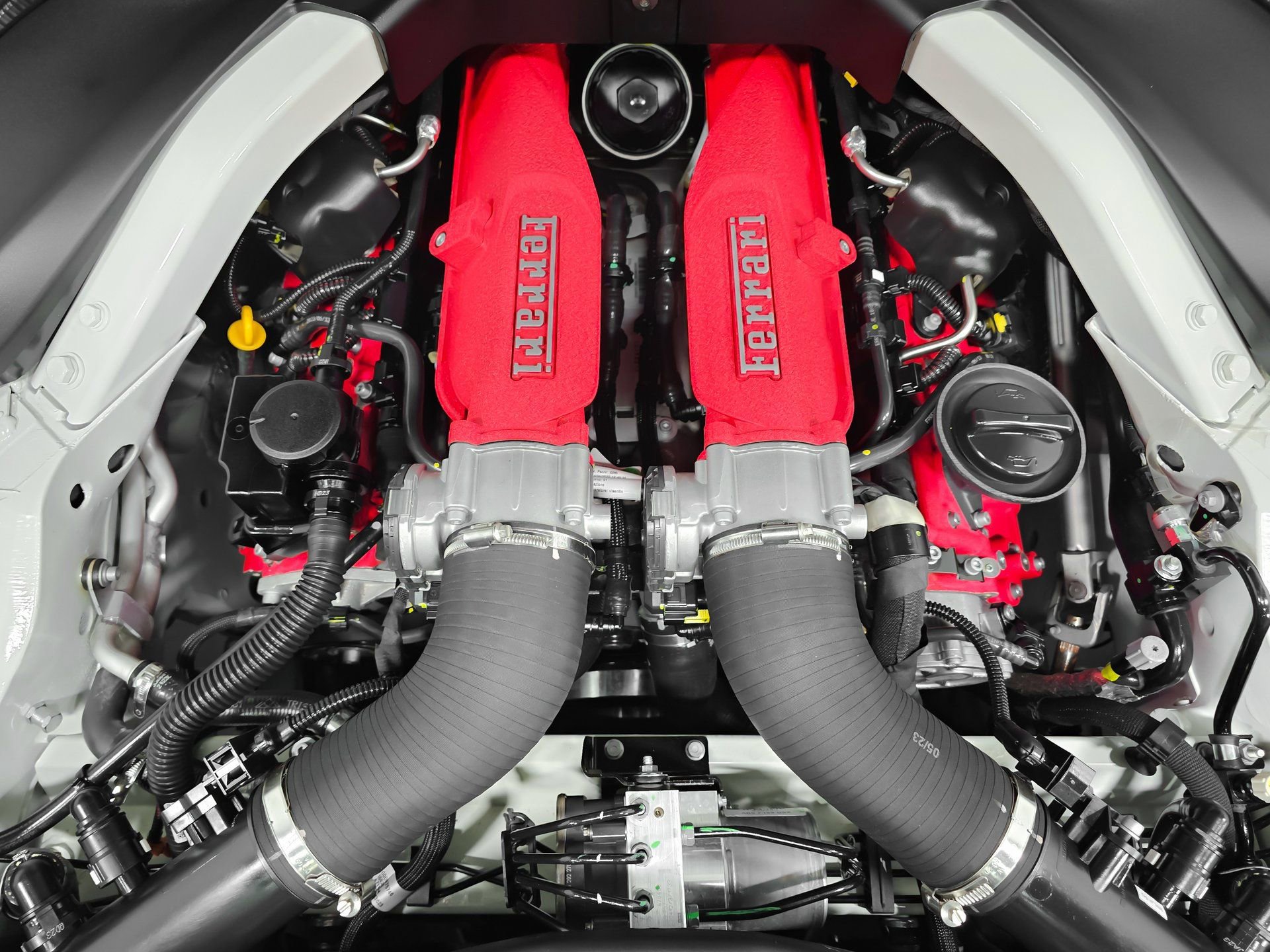 Used 2023 Ferrari Portofino M image 3