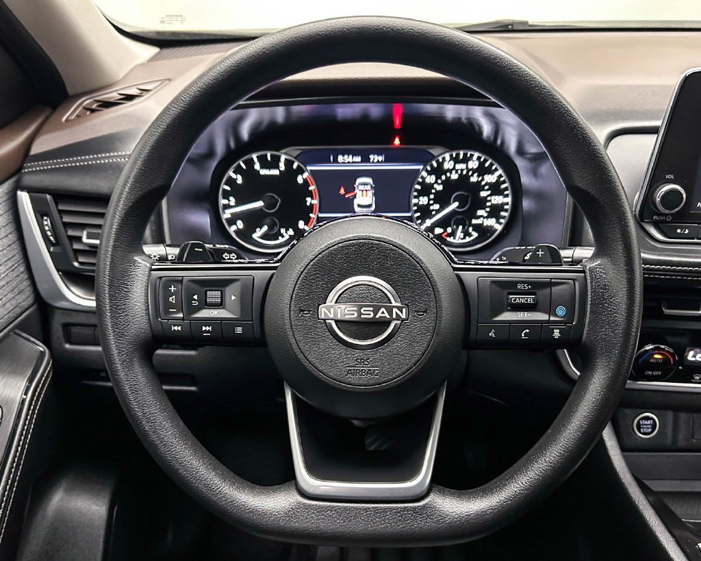 Used 2023 Nissan Rogue SV FWD image 10