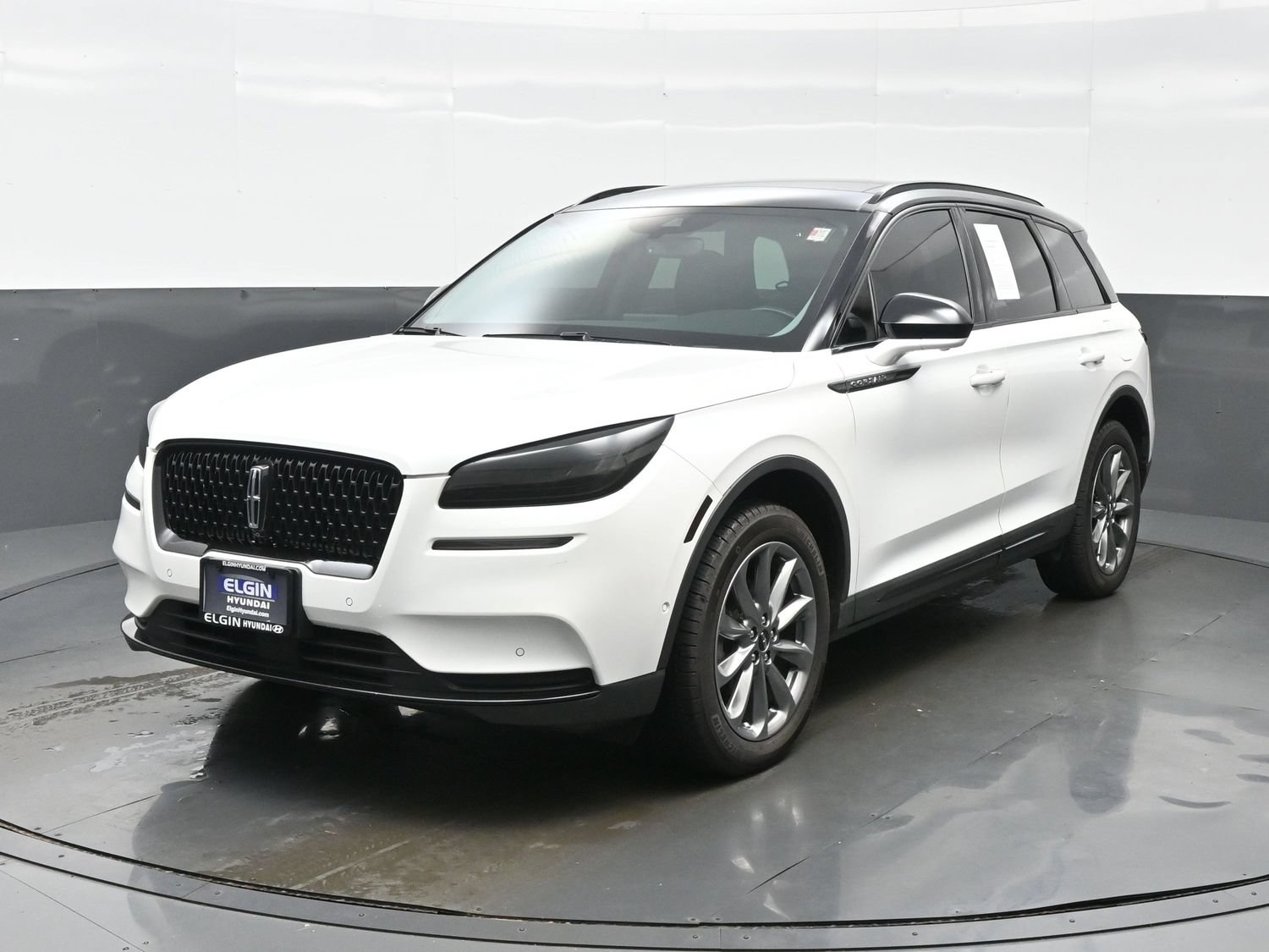Used 2022 Lincoln Corsair AWD w/ Premium Package image 1