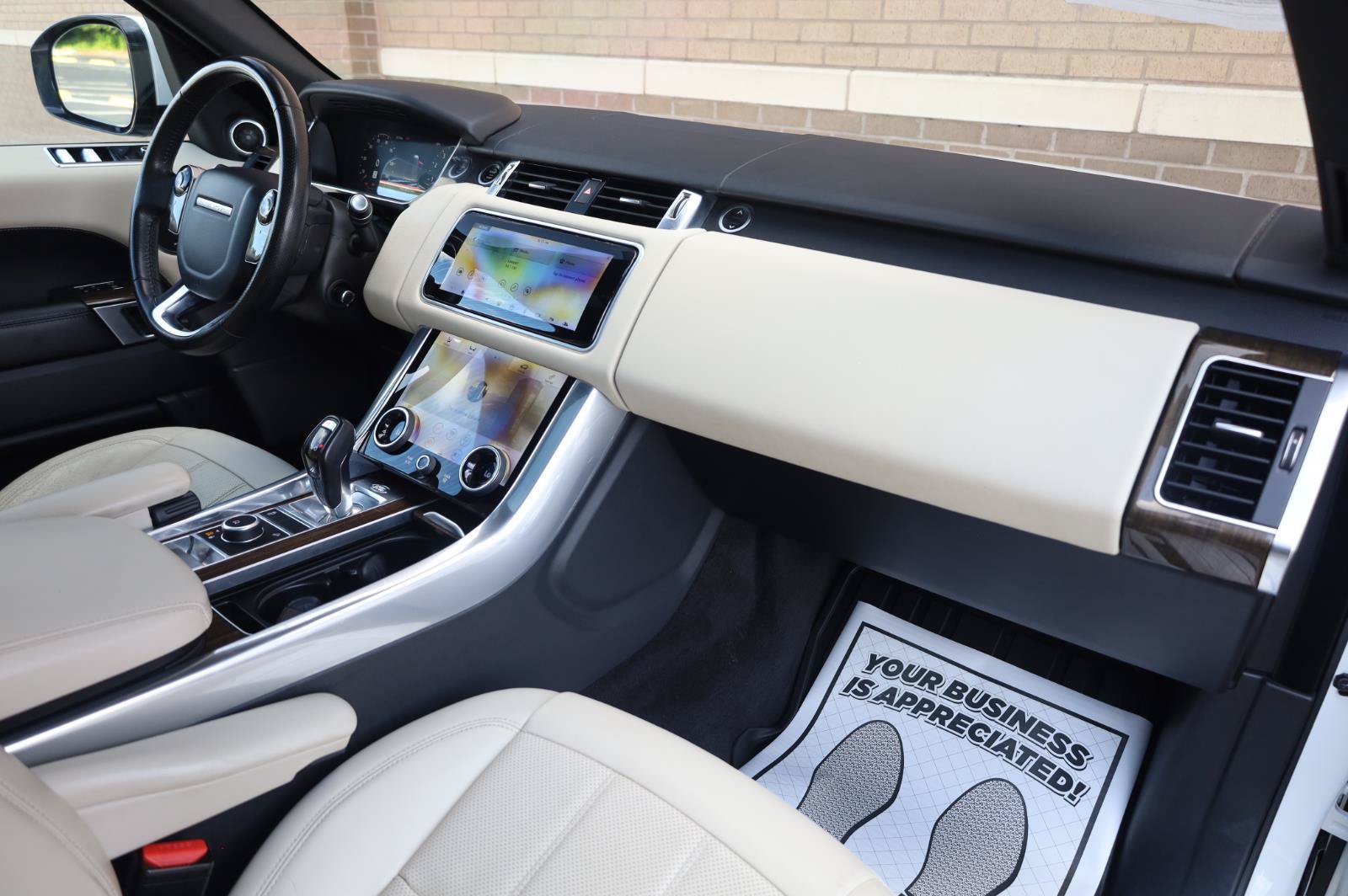 Used 2018 Land Rover Range Rover Sport HSE AWD/4WD image 28