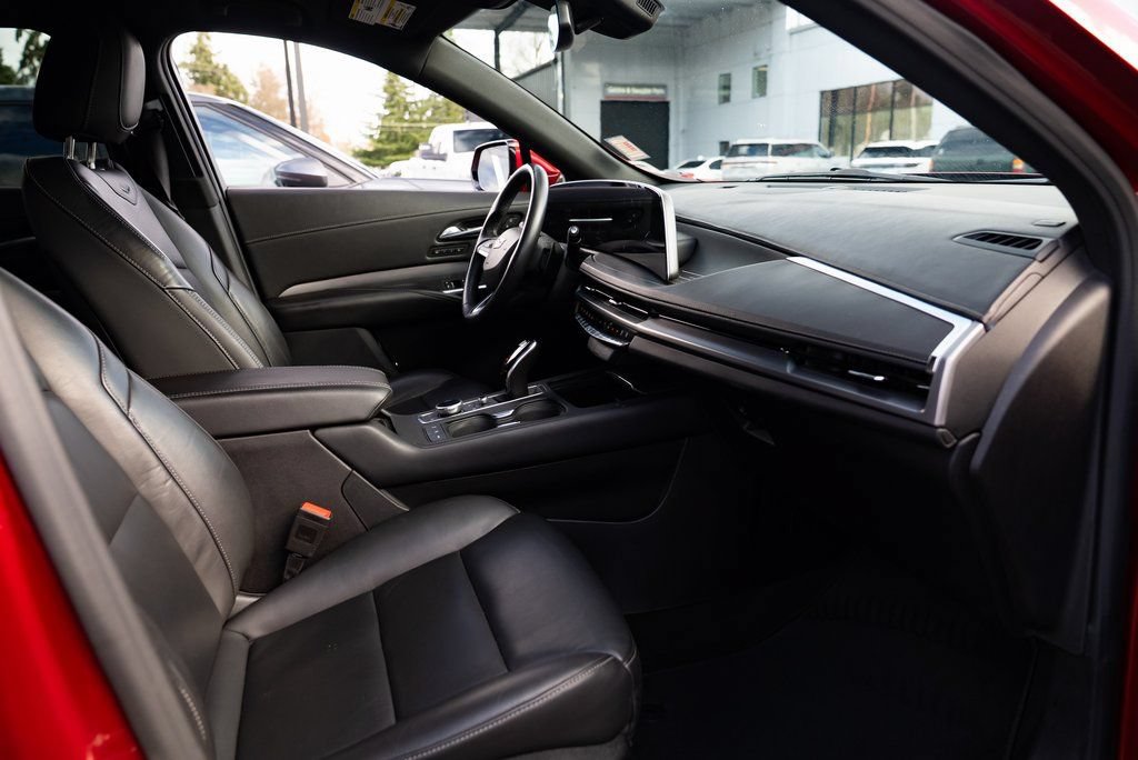 Used 2023 Cadillac XT4 Premium Luxury AWD/4WD image 24