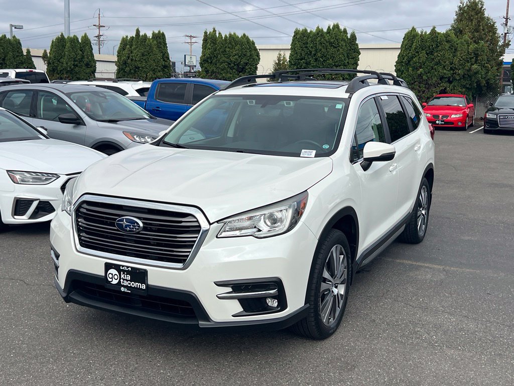 Used 2020 Subaru Ascent Limited w/ Technology Package AWD/4WD image 3
