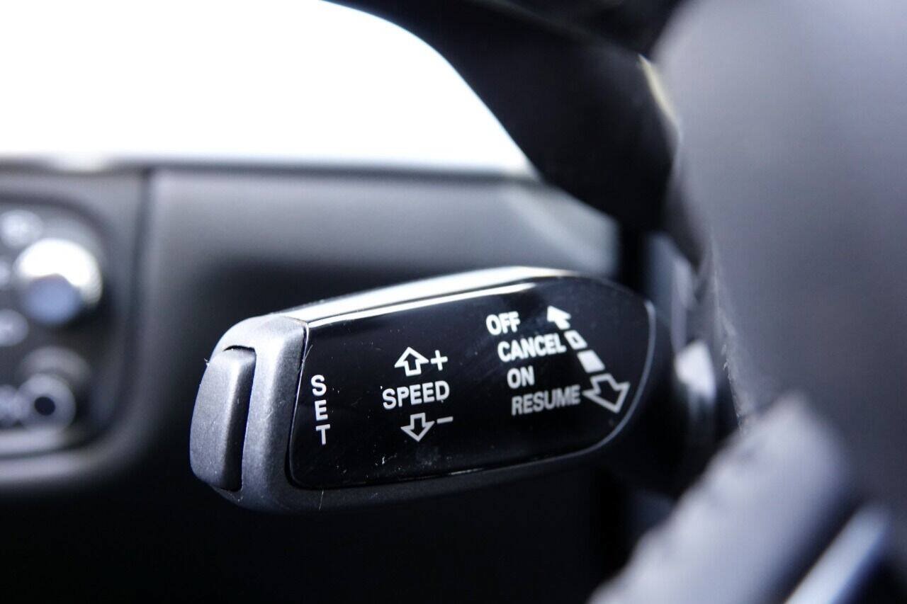 Used 2015 Audi A8 3.0T w/ Premium Package AWD/4WD image 92