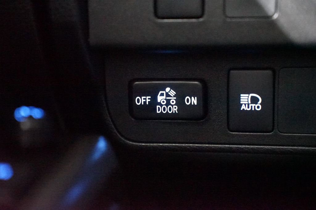 Certified 2023 Toyota Tacoma SR5 w/ Technology Package image 24