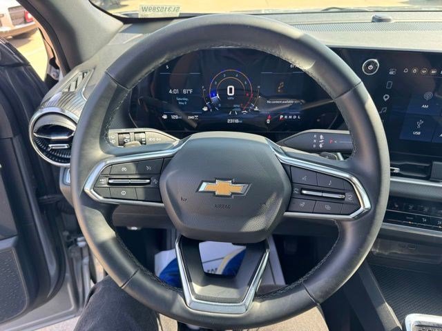 Used 2025 Chevrolet Equinox LT AWD/4WD image 18