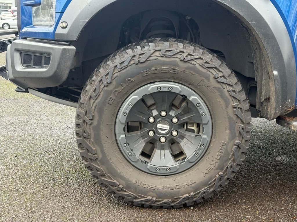 Used 2018 Ford F150 Raptor w/ Equipment Group 802A Luxury image 9