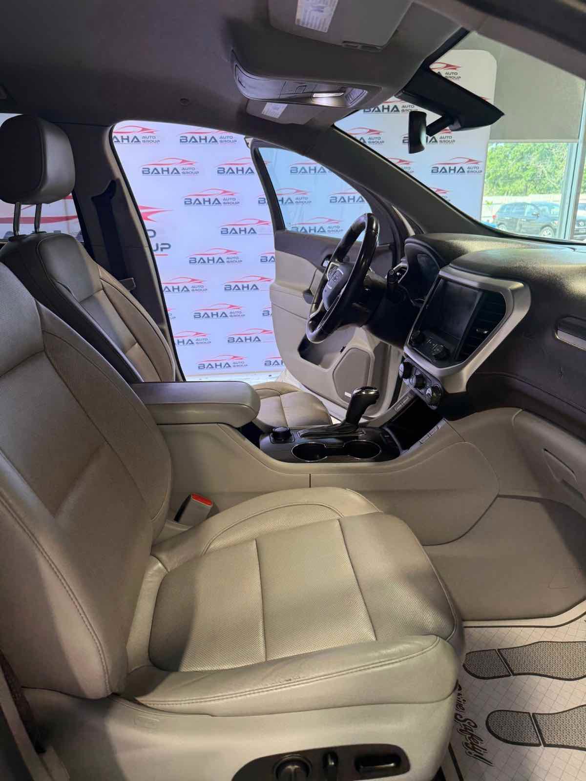 Used 2017 GMC Acadia SLT image 30