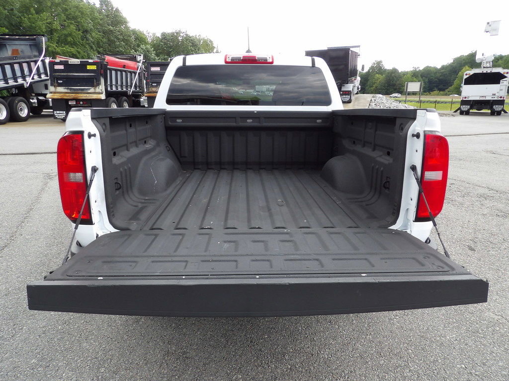 Used 2022 Chevrolet Colorado W/T w/ WT Convenience Package RWD image 46