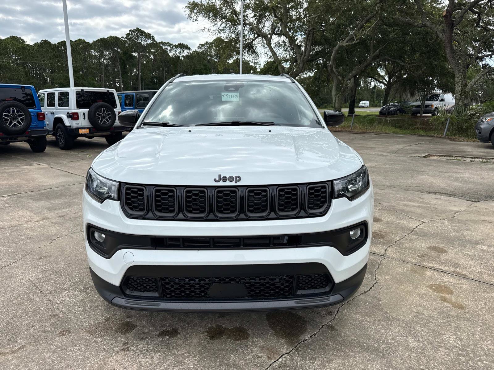 New 2026 Jeep Compass Latitude AWD/4WD image 8