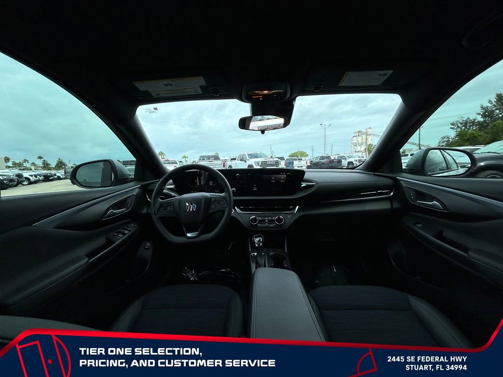 Used 2025 Buick Envista Preferred w/ Convenience II Package FWD image 27