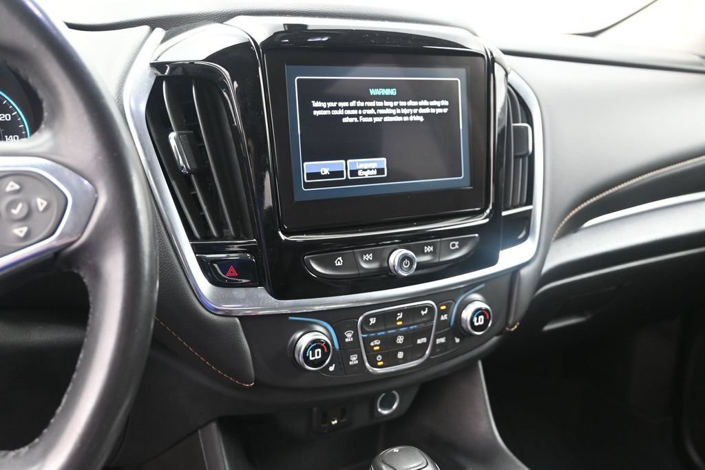 Used 2019 Chevrolet Traverse LT FWD image 25