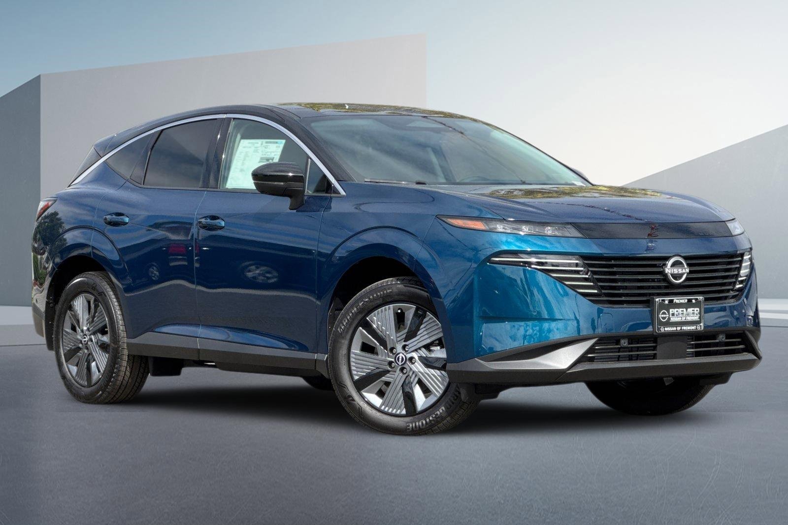 New 2025 Nissan Murano SL image 2