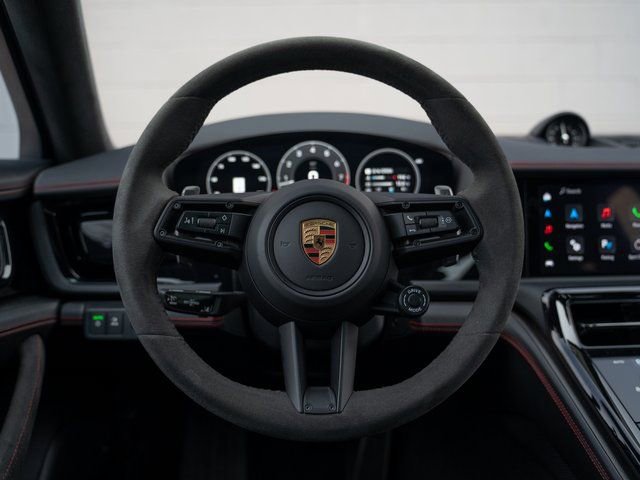 Used 2025 Porsche Panamera GTS image 23