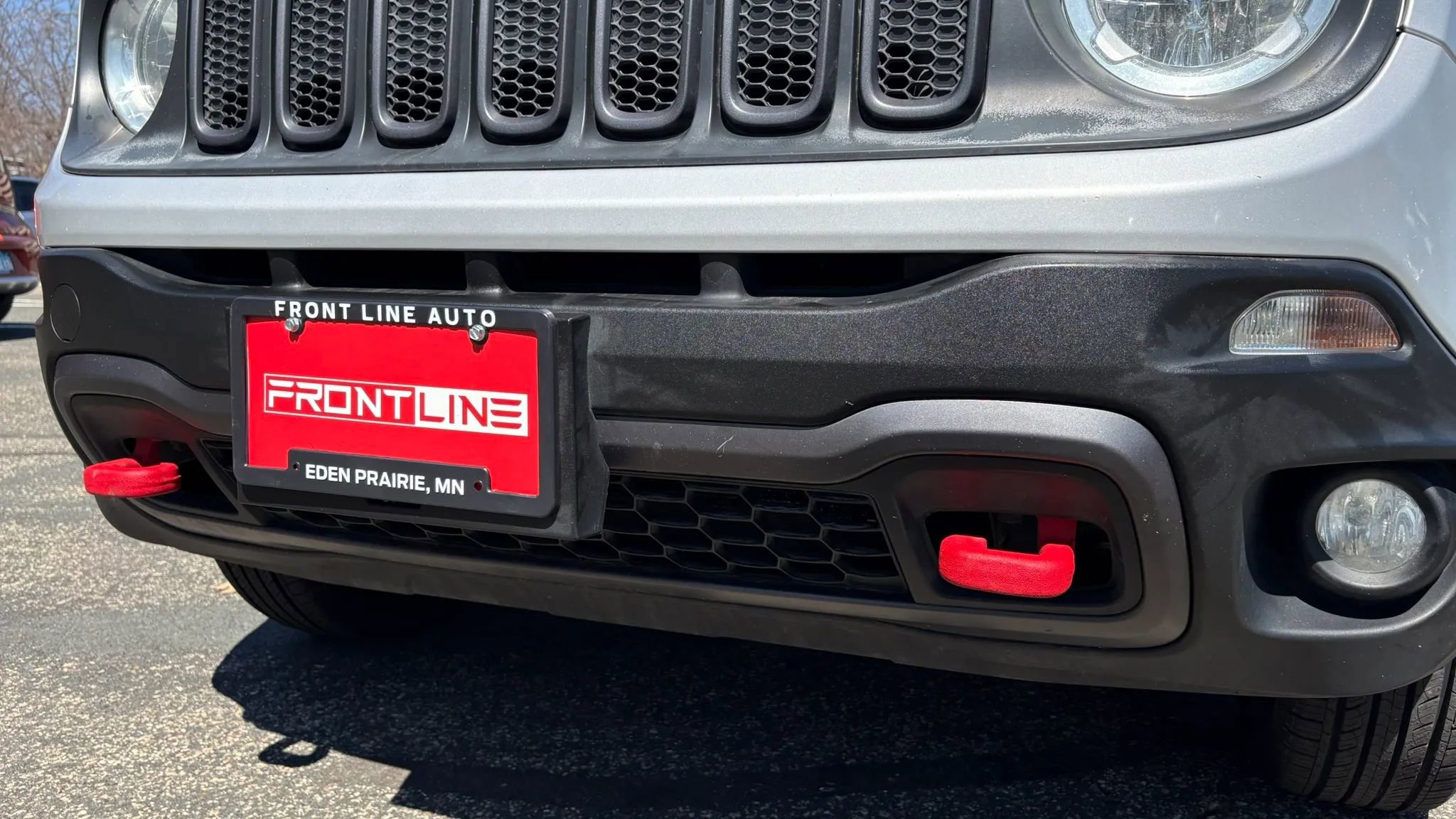 Used 2016 Jeep Renegade Trailhawk AWD/4WD image 37