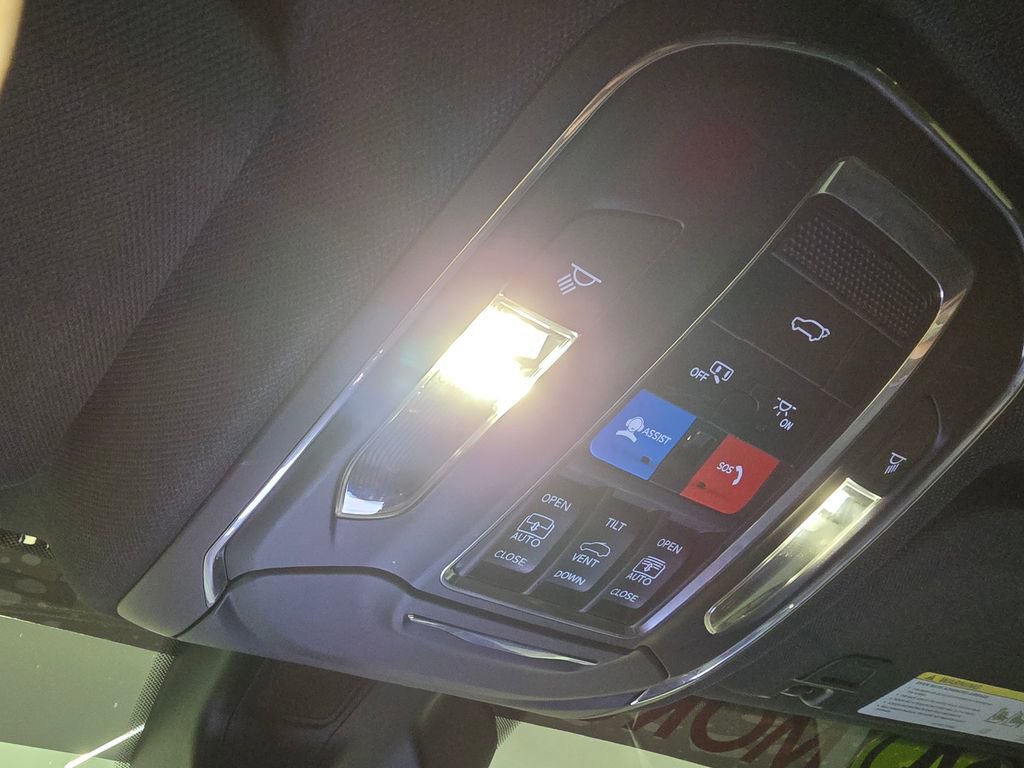 Used 2024 Jeep Grand Cherokee Limited 4xe image 34